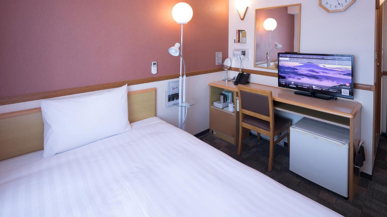 Toyoko Inn Hakata-Guchi Ekimae Fukuoka  Dış mekan fotoğraf
